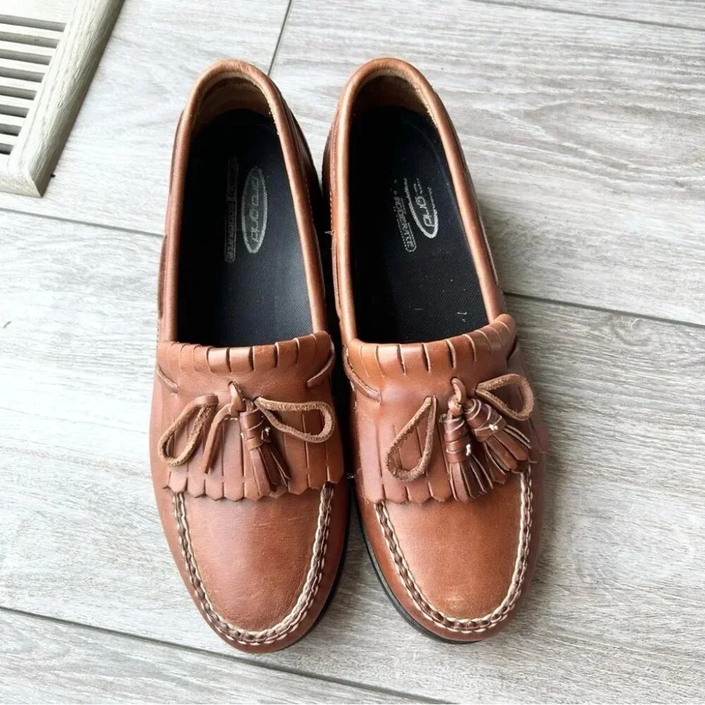 Johnston & Murphy Tassel Brown Leather Loafer